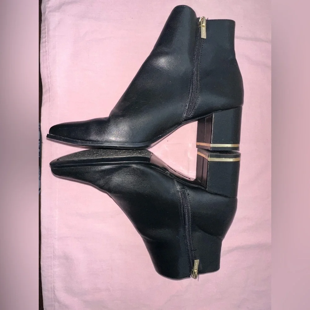 Calvin Klein Fioranna Woman’s Black Ankle Boots Size 10
